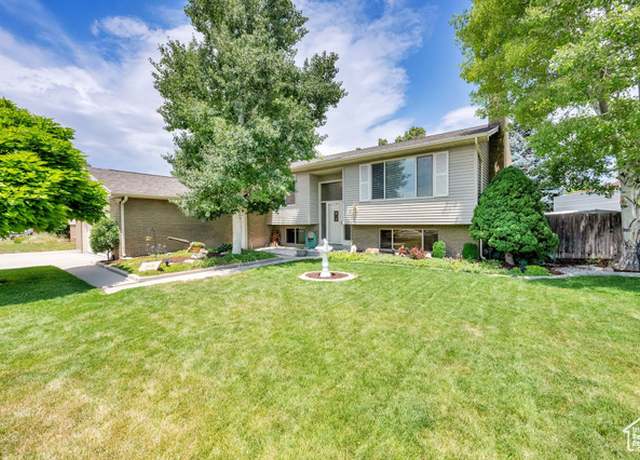 Property at 1407 E 6710 S, Cottonwood Heights, UT 84121, 4 beds, 3 baths