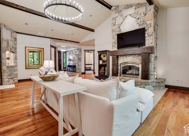 Property at 1307 N Dutch Highland Dr, Midway, UT 84049, 5 beds, 4.5 baths