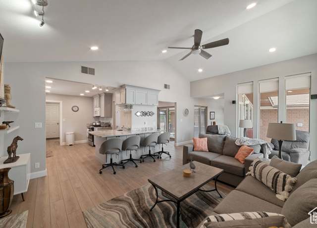 Property at 3605 S Pomegranate Way, St. George, UT 84790, 4 beds, 2 baths