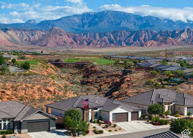 Property at 921 N Camino Pico N, Washington, UT 84780, 4 beds, 2.5 baths