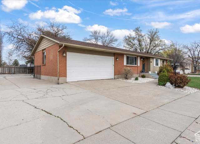 Property at 1480 W 12330 S, Riverton, UT 84065, 5 beds, 3 baths