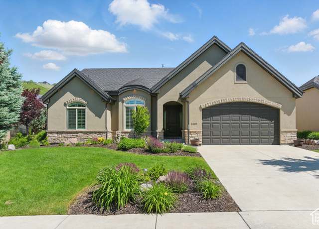 Property at 2209 E Viscaya Dr, Draper, UT 84020, 5 beds, 2.5 baths
