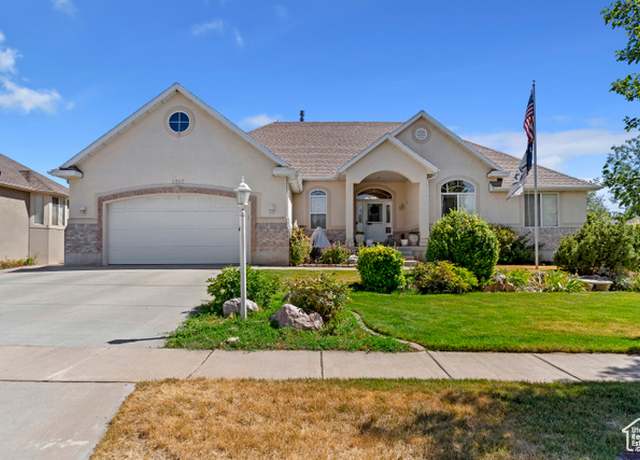 Property at 1317 W 2275 S, Syracuse, UT 84075, 4 beds, 4 baths
