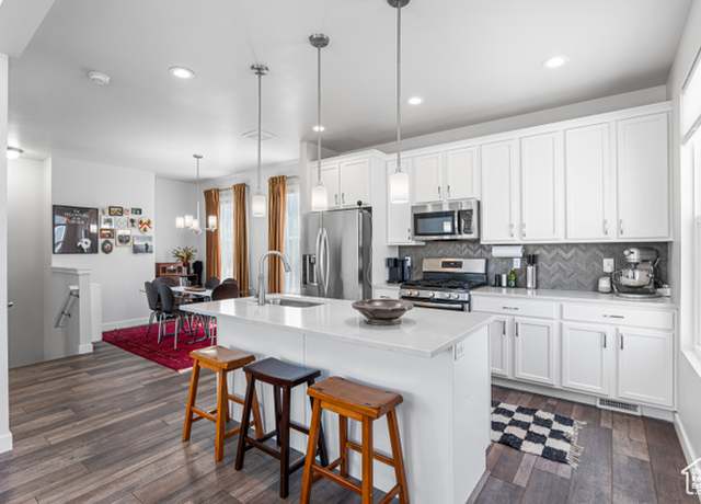 Property at 5228 W South Jordan Pkwy, South Jordan, UT 84009, 2 beds, 1.5 baths