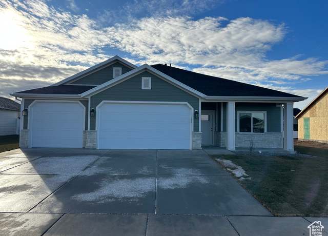 Property at 4437 W 1000 S, West Point, UT 84015, 2 beds, 2 baths