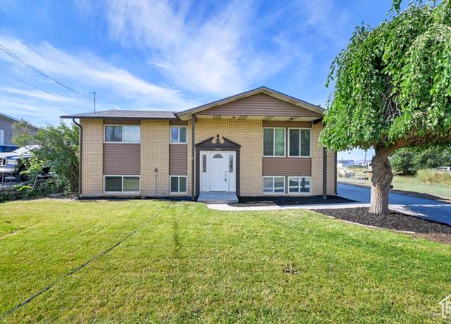 Property at 1820 E Main St, Tremonton, UT 84337, 5 beds, 2 baths