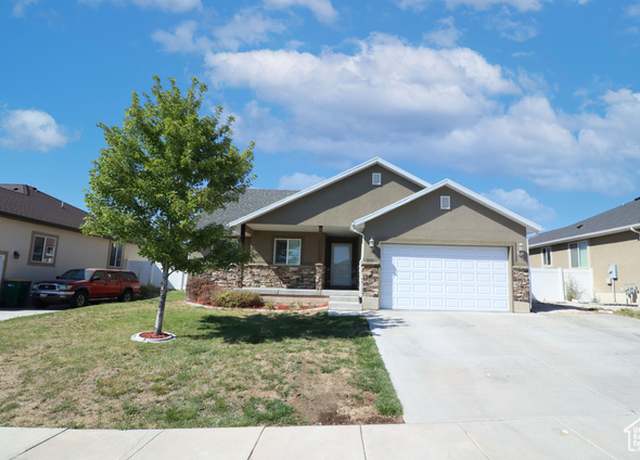 Property at 265 W 125 N, Clearfield, UT 84015, 5 beds, 3 baths