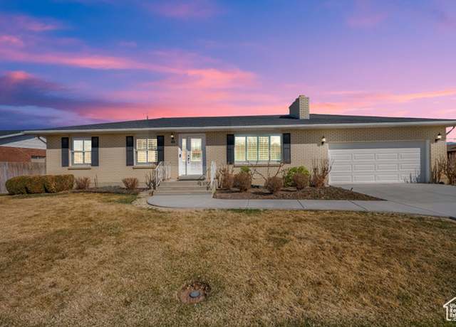 Property at 105 Deseret Cir, Grantsville, UT 84029, 5 beds, 3 baths