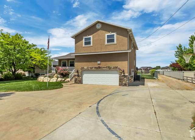 Property at 1254 W 2700 S, Syracuse, UT 84075, 6 beds, 3.5 baths