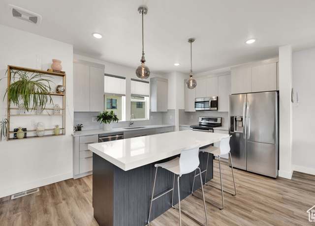 Property at 6366 W Sugarcane Dr S #310, South Jordan, UT 84009, 3 beds, 2.5 baths