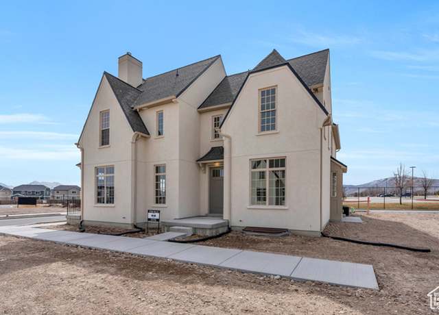 Property at 5618 W Hawthorn Ln #6, Herriman, UT 84096, 3 beds, 2.5 baths