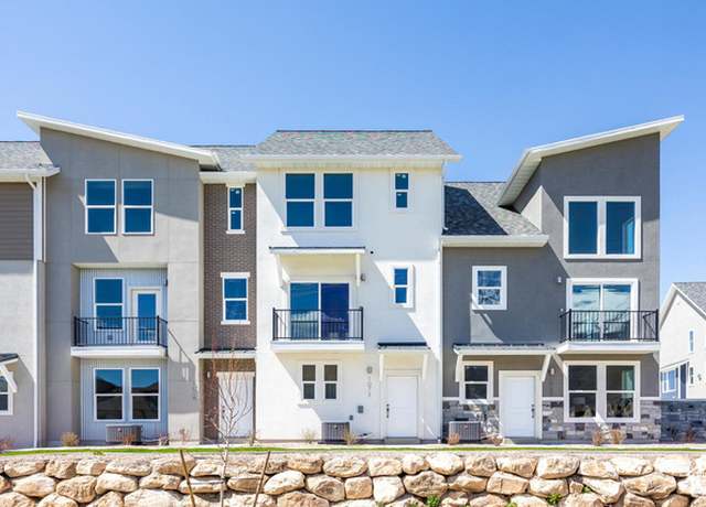 Property at 1072 S 2760 E, Spanish Fork, UT 84660, 3 beds, 2.5 baths