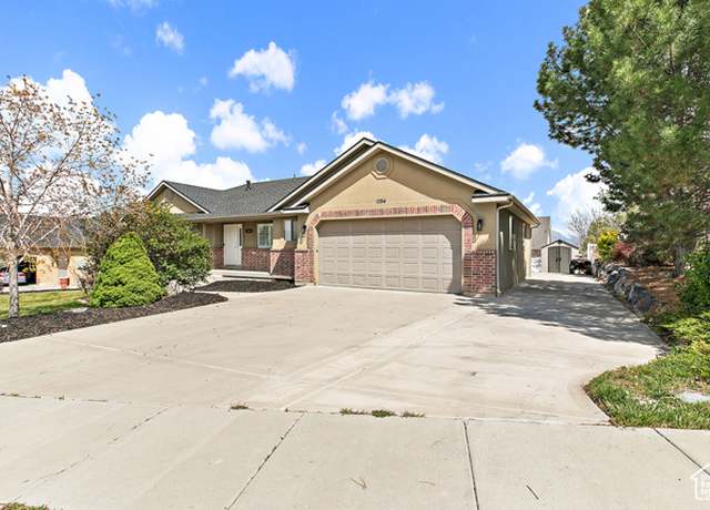 Property at 1354 S Star Cir W, Saratoga Springs, UT 84045, 4 beds, 2.5 baths