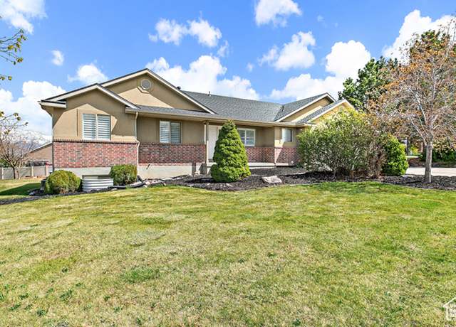 Property at 1354 S Star Cir W, Saratoga Springs, UT 84045, 4 beds, 2.5 baths