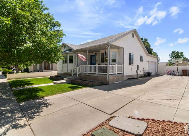 Property at 4139 N Mountain View Dr E, Eagle Mountain, UT 84005, 3 beds, 3 baths