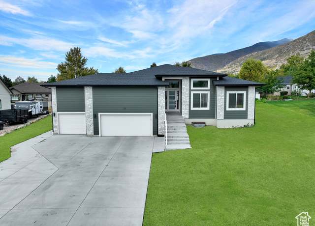 Property at 29 E 700 S, Farmington, UT 84025, 6 beds, 3.5 baths
