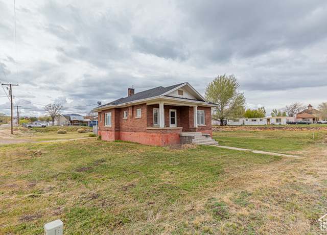 Property at 98 S Center St, Redmond, UT 84652, 2 beds, 1 bath