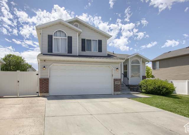 Property at 2595 W 4000 S, Roy, UT 84067, 4 beds, 3 baths