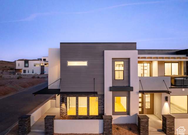 Property at 712 W Coastline Pl, St. George, UT 84790, 5 beds, 5 baths