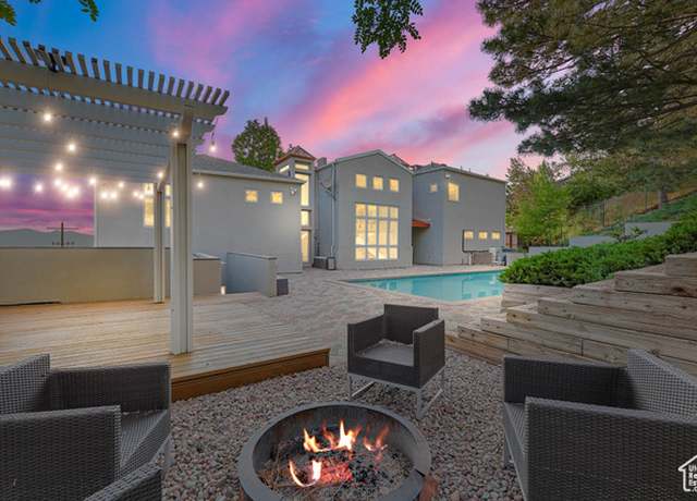 Property at 2093 S Lakeline Dr, Salt Lake City, UT 84109, 6 beds, 5 baths
