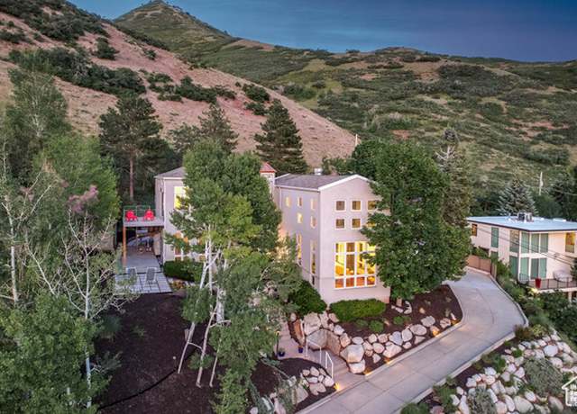 Property at 2093 S Lakeline Dr, Salt Lake City, UT 84109, 6 beds, 5 baths