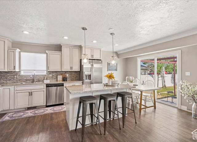 Property at 1673 W 9775 S, South Jordan, UT 84095, 5 beds, 2 baths