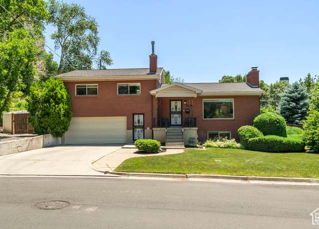 Property at 2922 E Hillsden Dr, Holladay, UT 84117, 4 beds, 4 baths