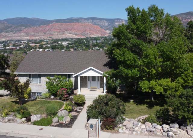 Property at 411 S Ridge Rd, Cedar City, UT 84720, 3 beds, 3 baths