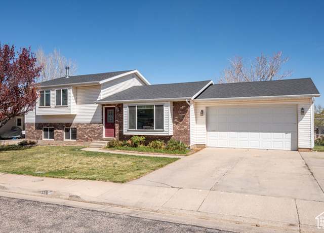 Property at 324 W 1650 N, Cedar City, UT 84721, 4 beds, 3 baths