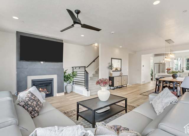 Property at 1460 W 550 N #166, Farmington, UT 84025, 5 beds, 3 baths