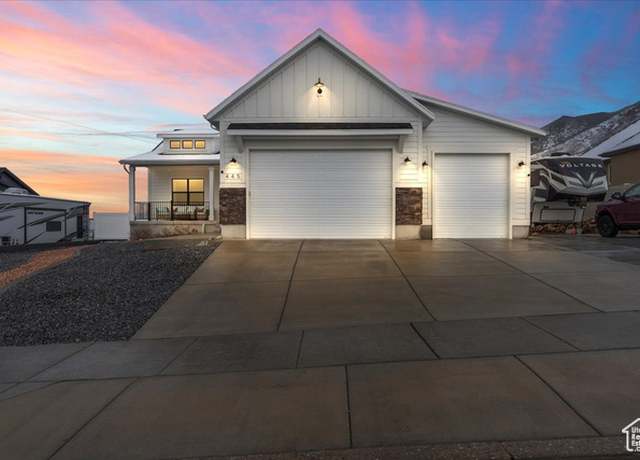 Property at 445 S Canyon Overlook Dr, Tooele, UT 84074, 6 beds, 3 baths