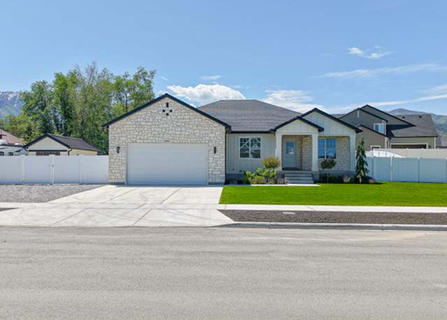 Property at 833 W 1040 S, Salem, UT 84653, 3 beds, 2 baths
