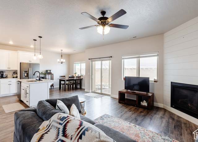 Property at 3084 W Hemlock Ln #1, Cedar City, UT 84721, 3 beds, 2.5 baths
