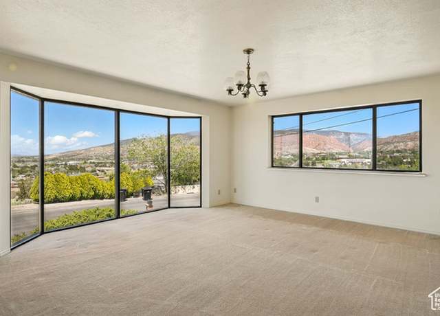 Property at 42 S Juniper Dr, Cedar City, UT 84720, 3 beds, 3.5 baths