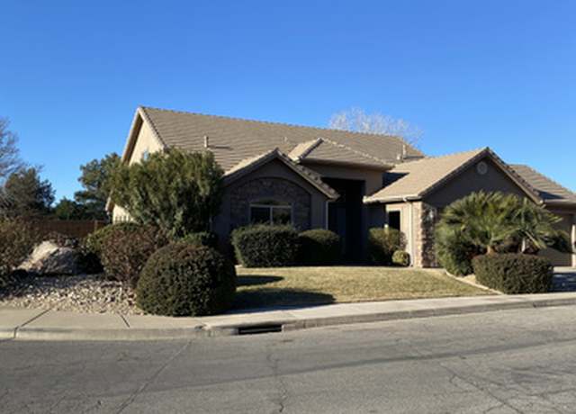 Property at 1918 S Mojave Dr, Washington, UT 84780, 5 beds, 3 baths