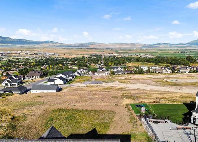 Property at 894 E 130 N #17, Hyde Park, UT 84318