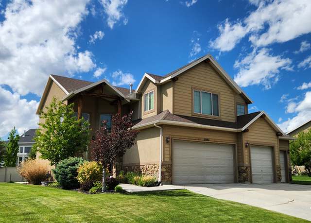 Property at 11987 N Cyprus Dr, Highland, UT 84003, 3 beds, 2.5 baths