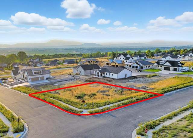 Property at 895 E 100 N #11, Hyde Park, UT 84318