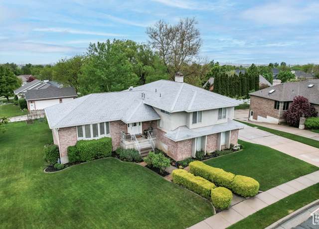 Property at 1451 N Parkway Dr W, Centerville, UT 84014, 4 beds, 3.5 baths