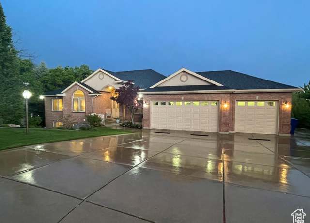 Property at 1921 E Mohawk Ln S, Ogden, UT 84403, 4 beds, 3 baths