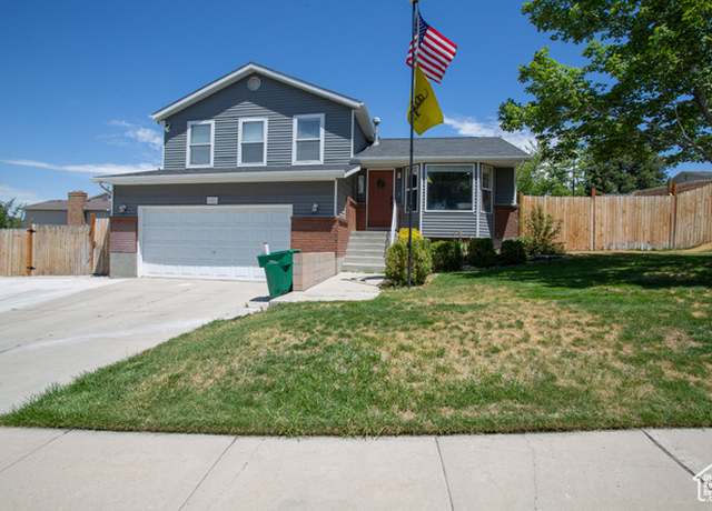 Property at 1211 E Spring Ridge Dr S, Sandy, UT 84094, 4 beds, 2.5 baths