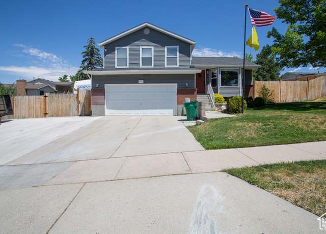 Property at 1211 E Spring Ridge Dr S, Sandy, UT 84094, 4 beds, 2.5 baths