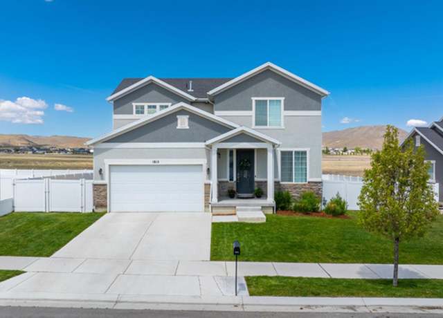 Property at 1815 E Thunder Gulch Rd, Eagle Mountain, UT 84005, 4 beds, 2.5 baths