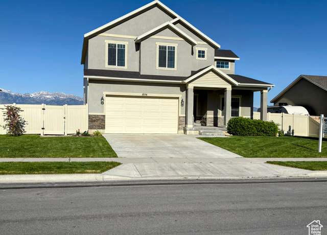 Property at 1054 S 1050 W, Tooele, UT 84074, 4 beds, 3.5 baths