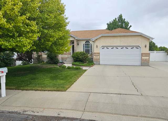 Property at 1431 W Spruce Cir N, Price, UT 84501, 4 beds, 3 baths