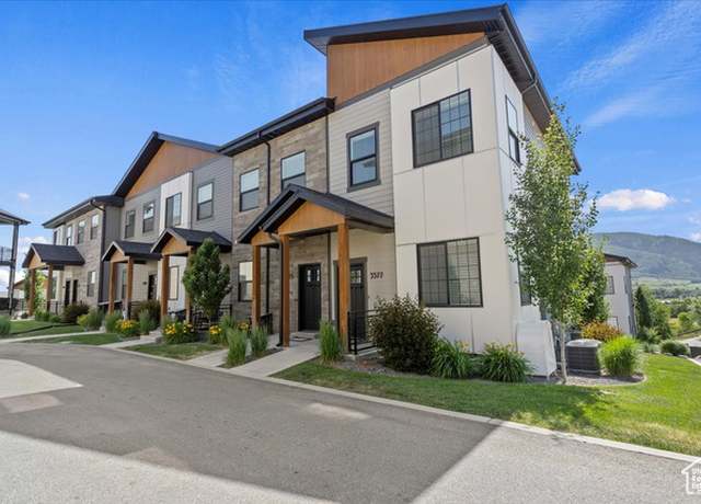 Property at 3577 N Lakeview Ct E #74, Eden, UT 84310, 3 beds, 3.5 baths