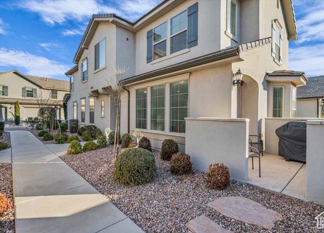 Property at 1906 E Holiday Ln, Washington, UT 84780, 3 beds, 2.5 baths