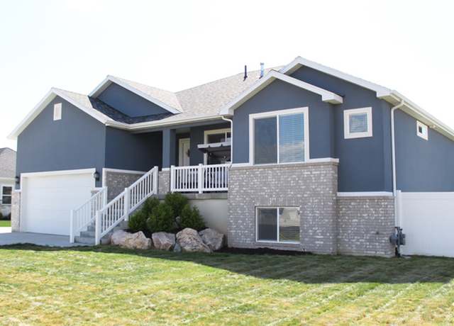 Property at 2447 N 2950 W, Plain City, UT 84404, 6 beds, 3 baths