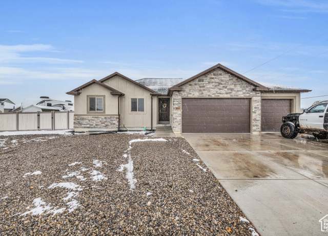 Property at 289 S Mustang Ridge Rd, Grantsville, UT 84029, 3 beds, 2 baths