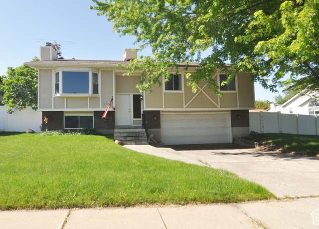 Property at 1185 W 725 N, Clearfield, UT 84015, 4 beds, 2 baths